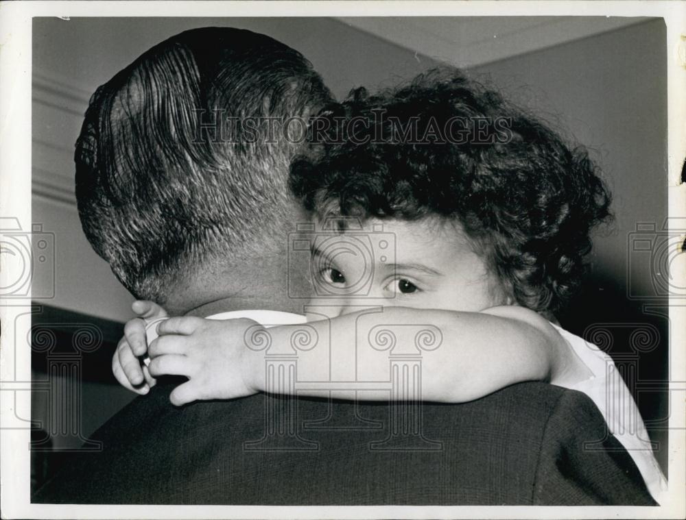 1966 Press Photo President Johnson Holding Courtney Lynch Valenti - RSL67519 - Historic Images