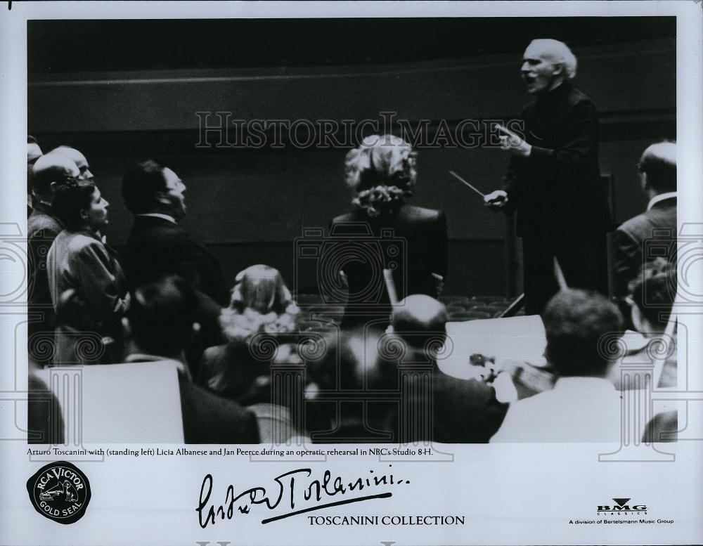 Press Photo Arturo Toscanini,Licia Albanese,Jan Pearce - RSL91011 - Historic Images