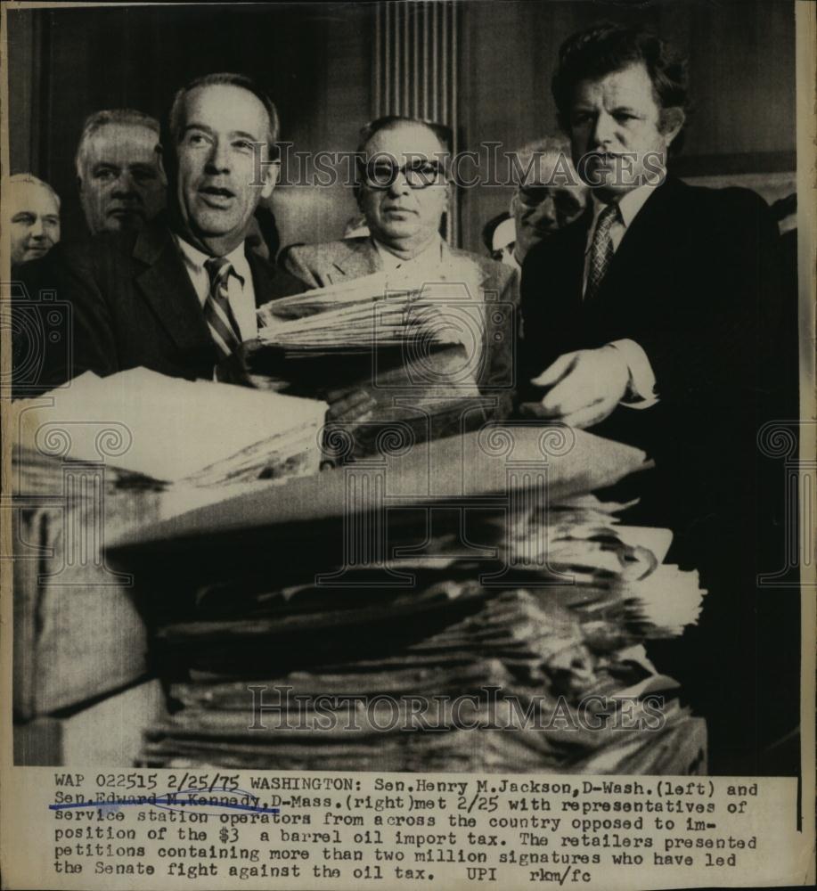 1975 Press Photo Senator Henry M Jackson, Senator Edward M Kennedy - RSL92825 - Historic Images