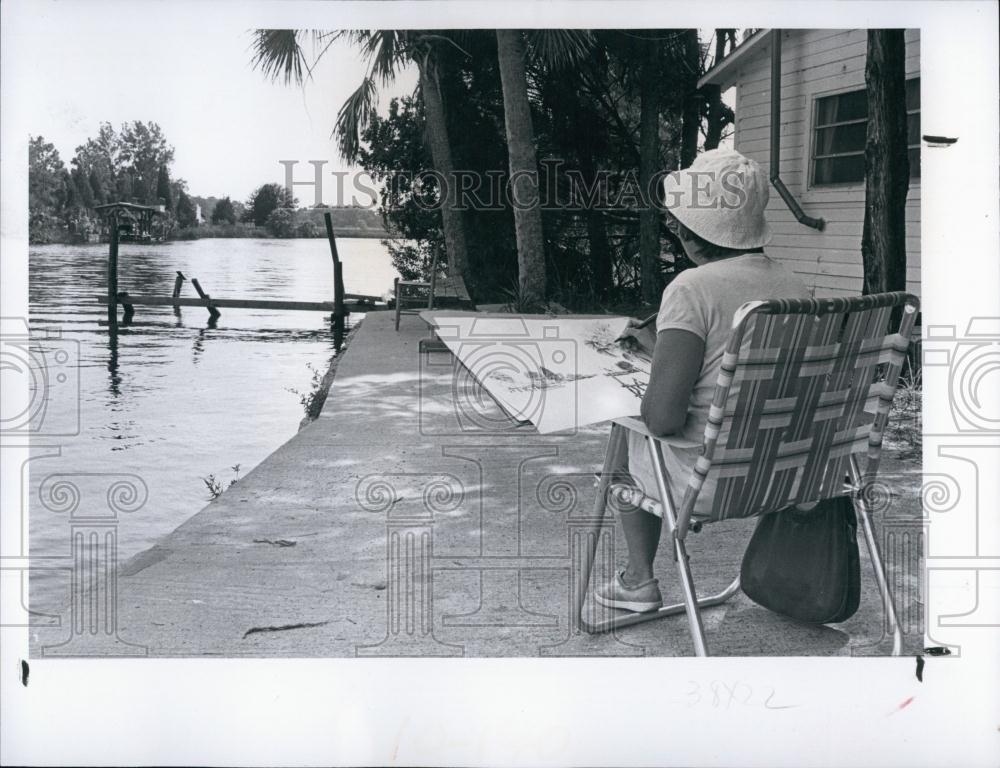 1984 Press Photo Mary Alice Querios of High Point Florida is an artist - Historic Images