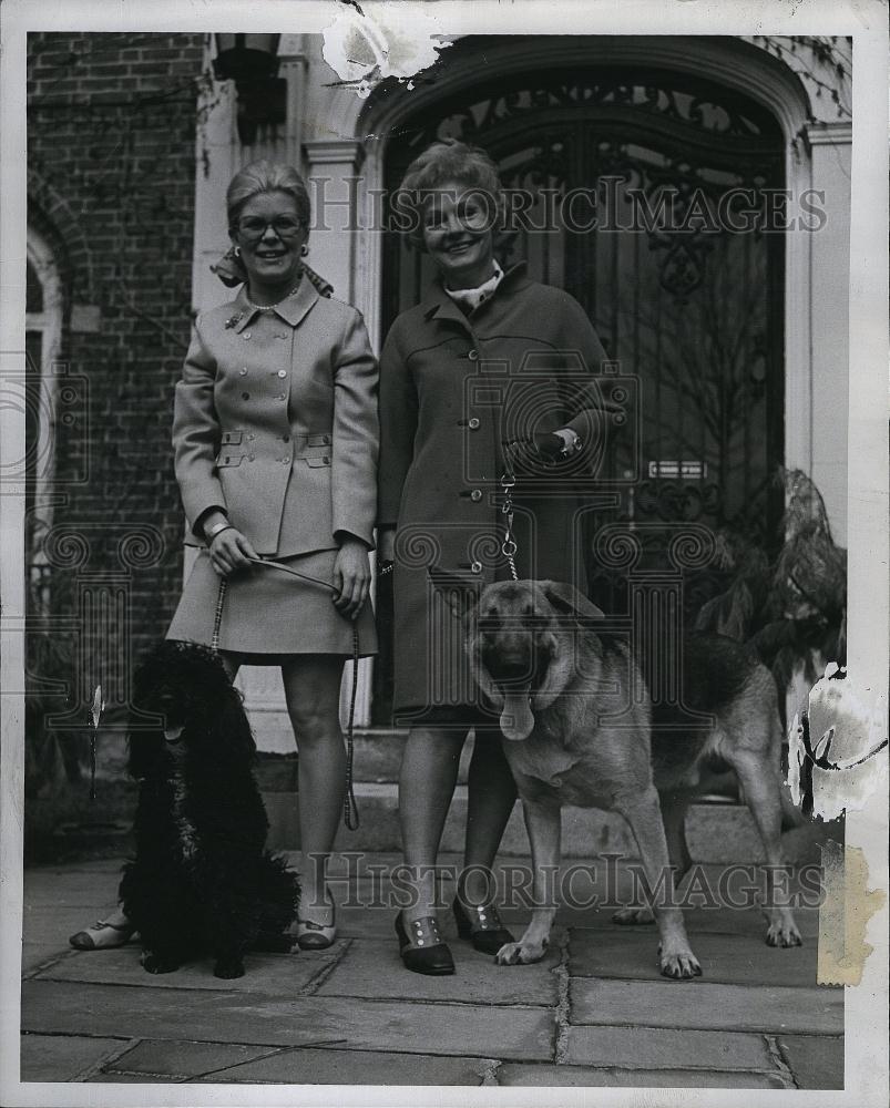 1970 Press Photo Society Ball Ann Elizabeth Herzog Mrs a Roland Teiner - Historic Images