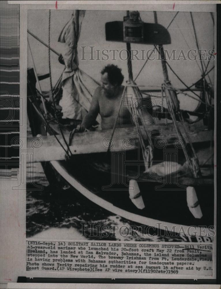 1969 Press Photo Bill Verity after crossing the Atlantic in 20 ft craft - Historic Images