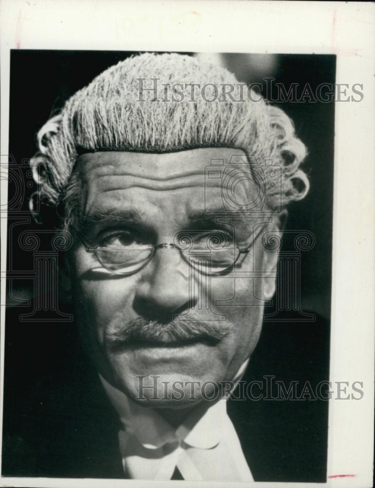 1975 Press Photo Laurence Olivier, English Actor, Director, Producer - RSL59575 - Historic Images