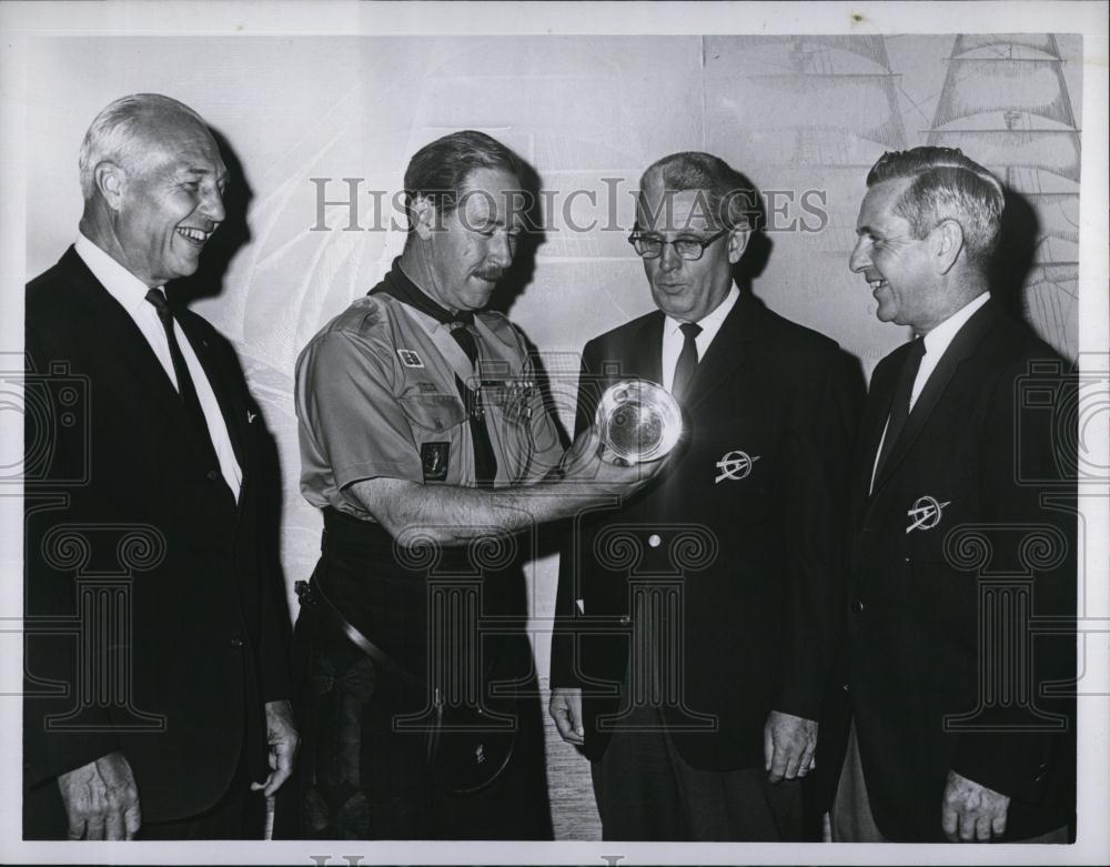 1965 Press Photo Earl of Aylsford, Carleton Lane, Gordon Watts, Murdo Dowds - Historic Images