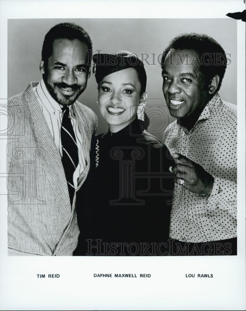 1988 Press Photo Tim Reid, Daphne Maxwell Reid, Lou Rawls - RSL04021 - Historic Images