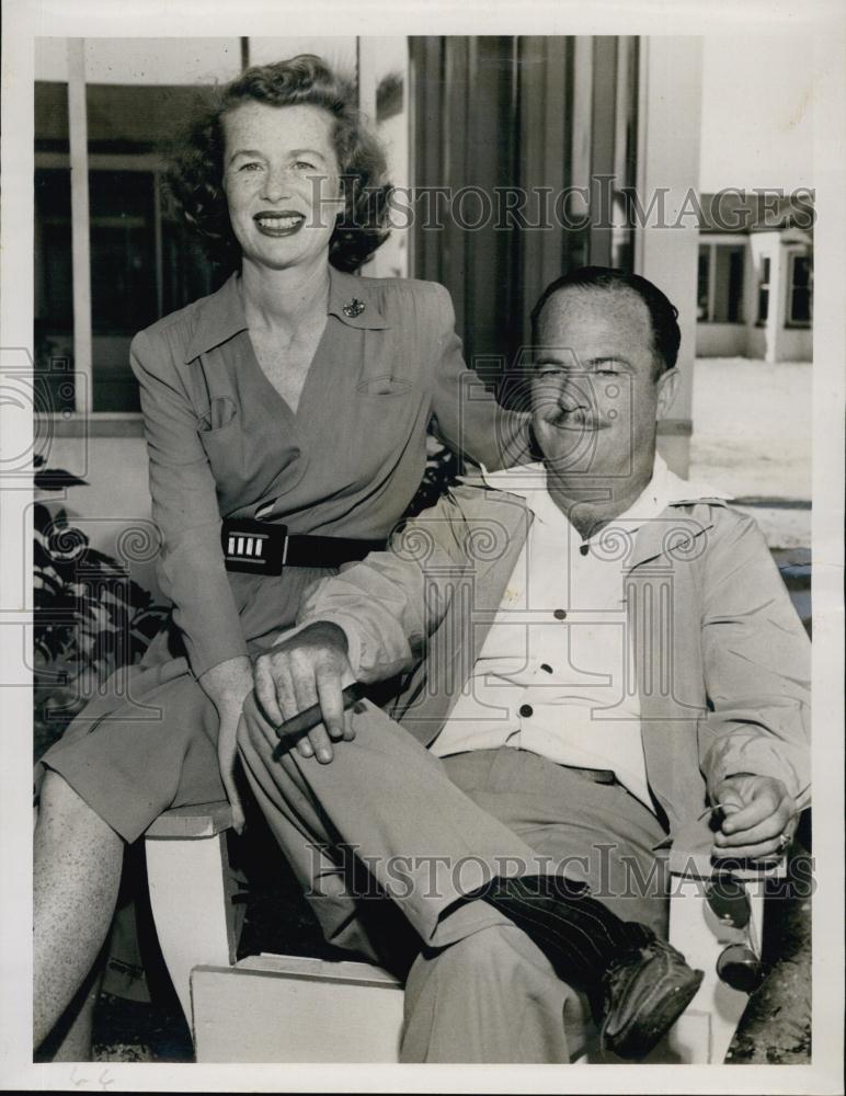 1947 Press Photo Colonel And Mrs G L West, Indian Rocks - RSL66141 - Historic Images