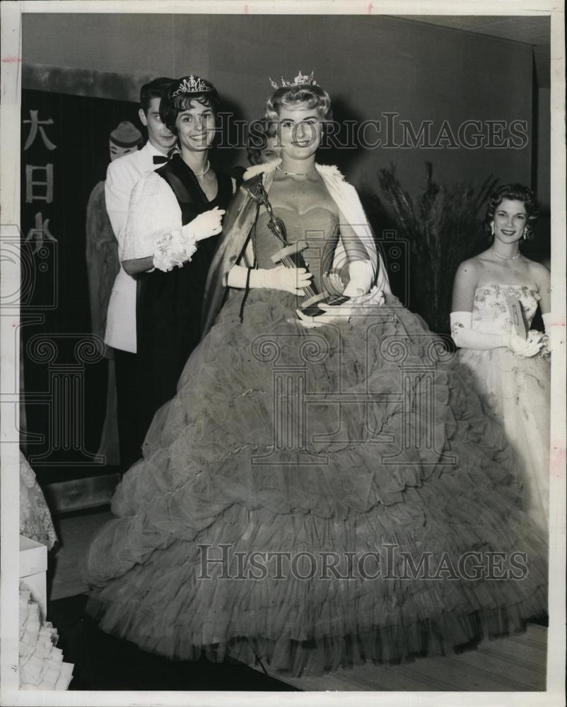 1961 Press Photo Paula Reeves, St Petersburg&#39;s Nat&#39;l Beauty Salon Week Queen - Historic Images