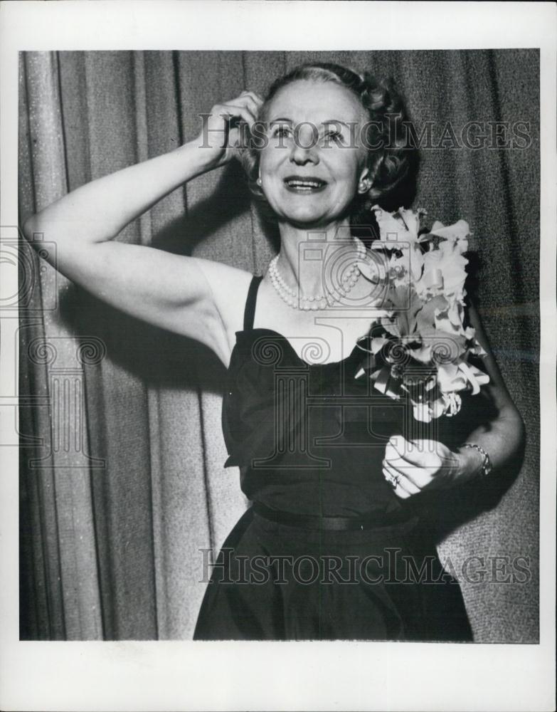 1951 Press Photo Inez Robb Reporter International News Service Columnist Nellie - Historic Images