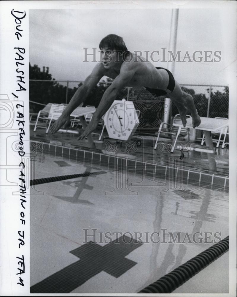 1976 Press Photo Doug Palisha Captain Jr Swimming Team - RSL94695 - Historic Images