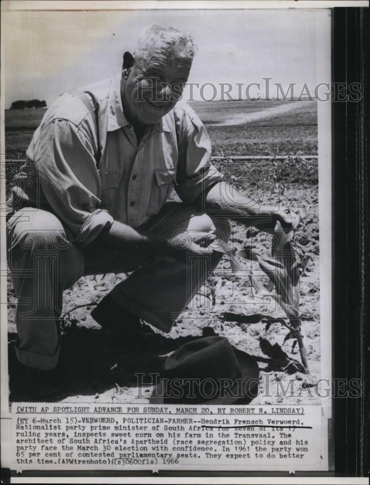 1966 Press Photo Hendrick Verwoerd S Africa Prime Minister on His Farm - Historic Images