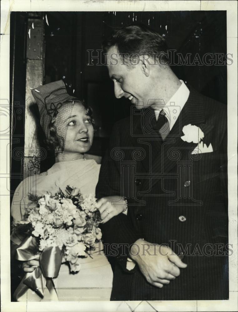 1937 Press Photo Mr & Mrs Wilbur Langkop Leaving Church - RSL45595 - Historic Images