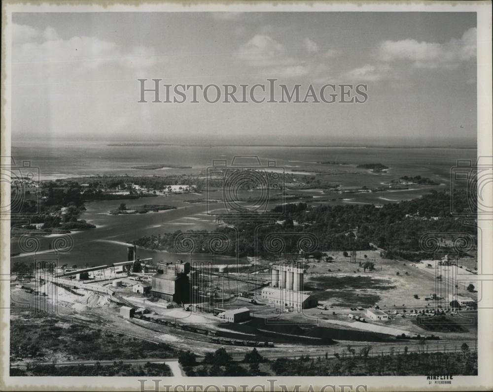 Press Photo Aerial View, Victor Chemical Plant - RSL98407 - Historic Images