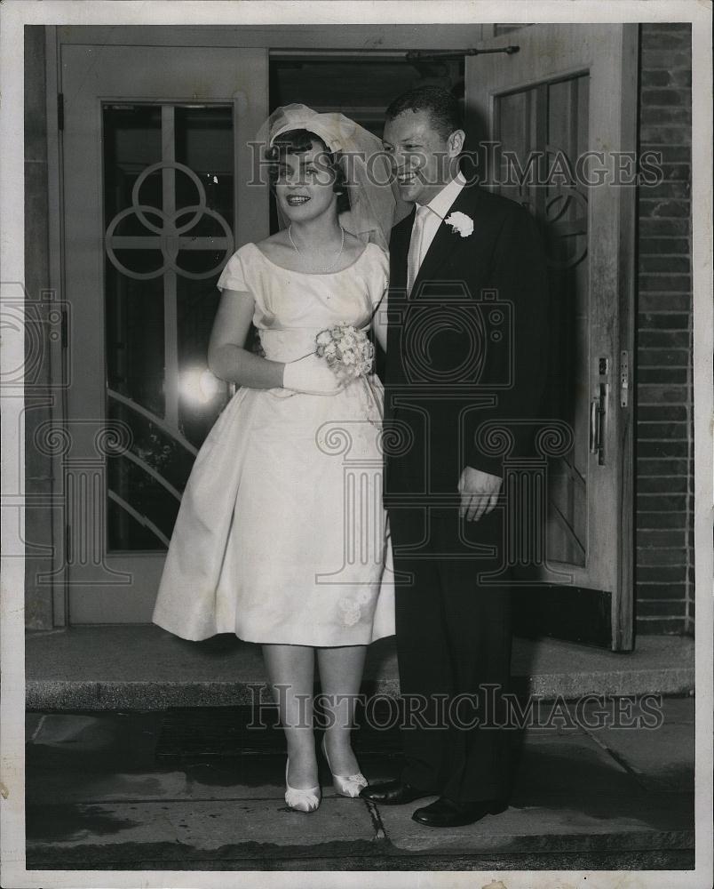 1961 Press Photo Mr &amp; Mrs Julius Vida Married at Harvard Univ Lutheran Church - Historic Images