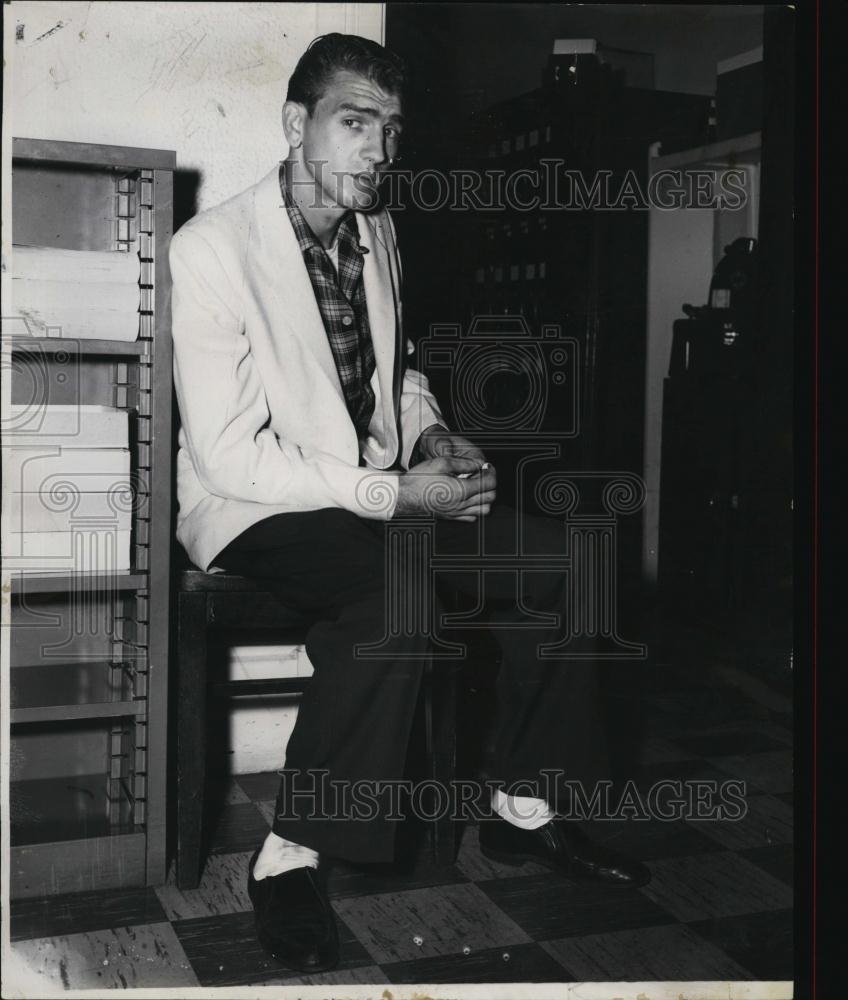 1961 Press Photo Joseph McAdams At East Cambridge Court House - RSL46201 - Historic Images