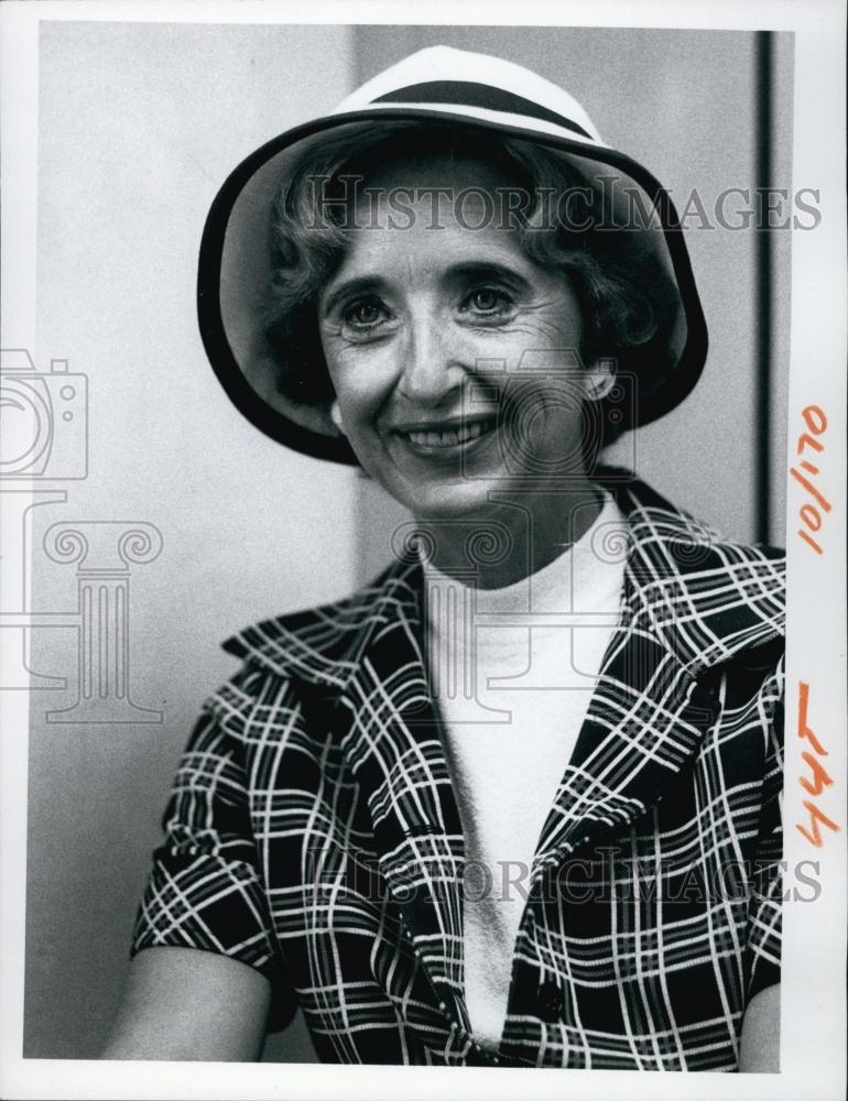 1974 Press Photo Betty Sullivan (Home Economist) - RSL63351 - Historic Images