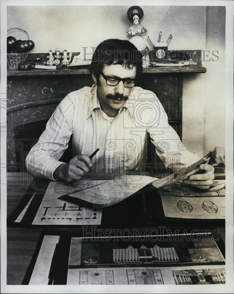 Press Photo Architect and Artist Amato Zuckerman - RSL41105 - Historic Images