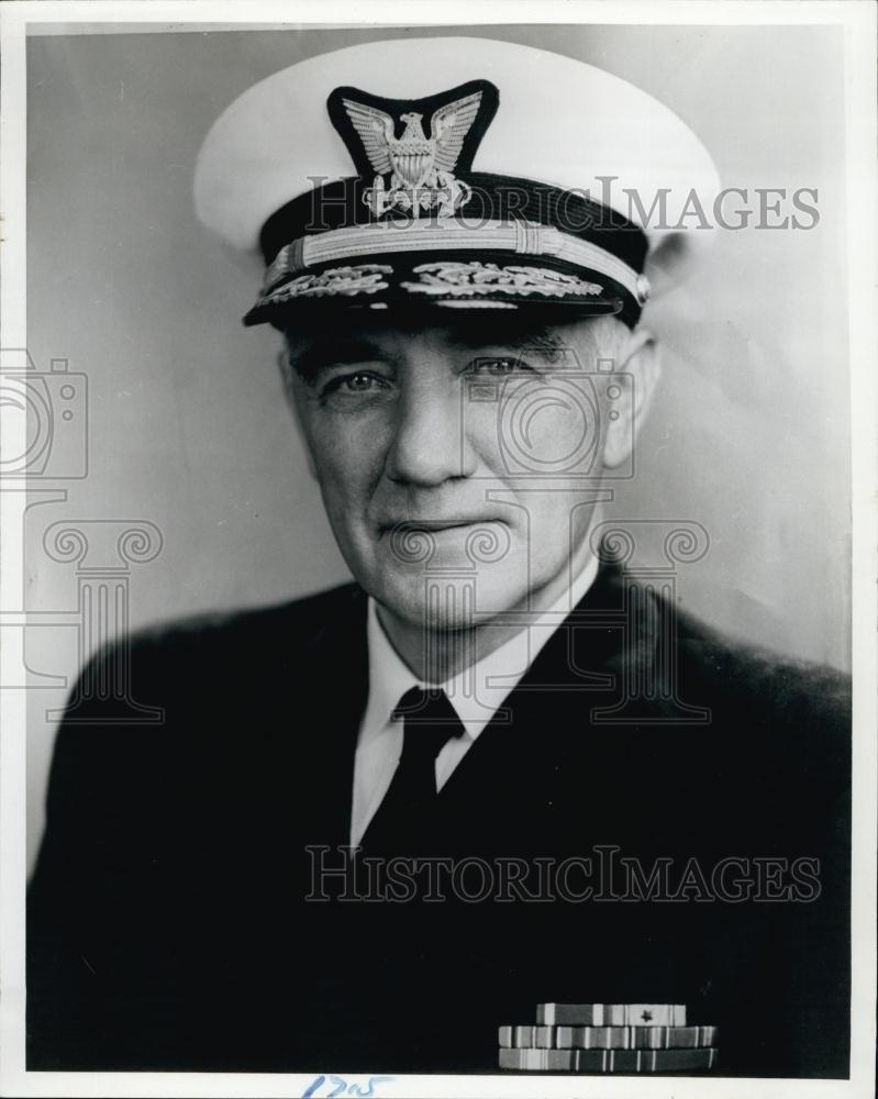 1964 Press Photo Coast Guard Admiral Edwin Roland - RSL65741 - Historic Images