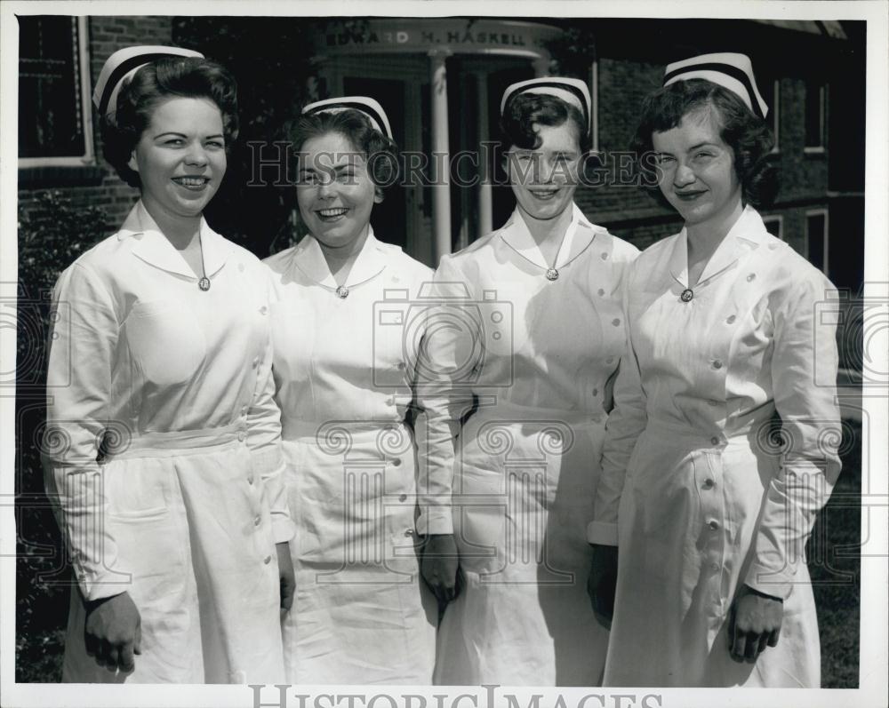 1960 Press Photo Patricia Dague Carol Granstrom Eleanor PUslifer Brenda Murray - Historic Images