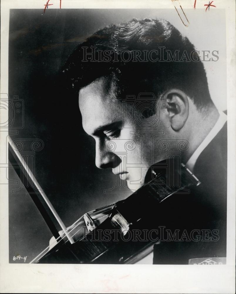 Press Photo Violinist Aaron Rosand - RSL59333 - Historic Images