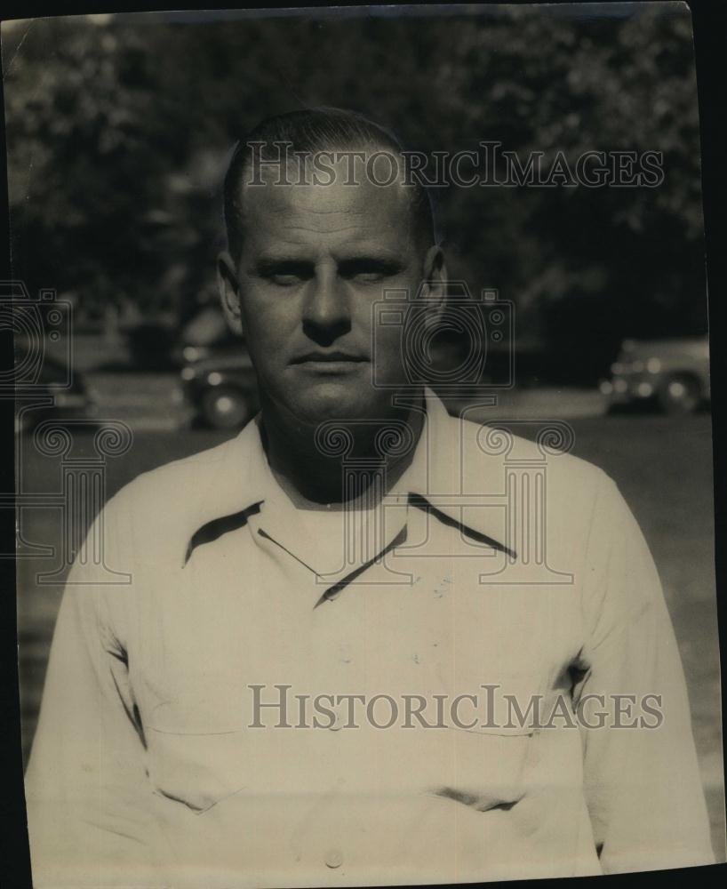 1946 Press Photo Robert Robertson Industrial Captain - RSL92655 - Historic Images