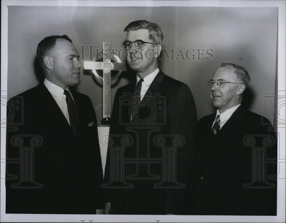 1962 Press Photo Rev Hugh Penney, Rev Clarence Fuller, Rev Baldwin Callahan - Historic Images