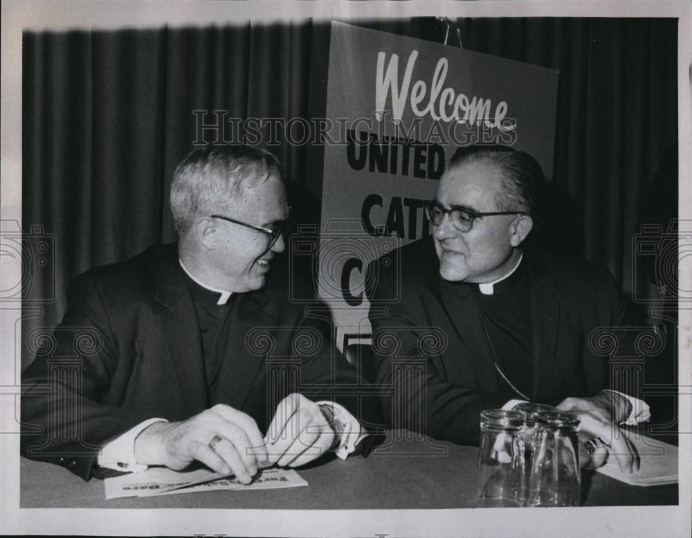 1971 Press Photo Rev Michael Dempsey,Rev Humberto Medeiros at press conference - Historic Images