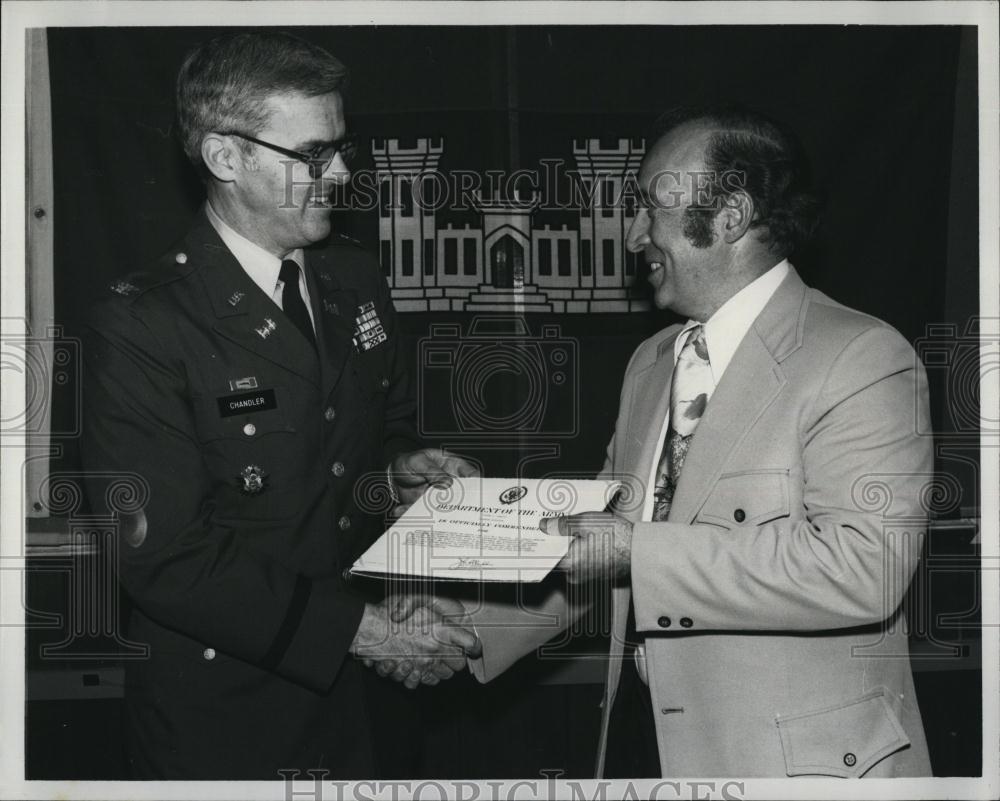 1977 Press Photo Joseph Ignazio Planning Chief For US Army Corp Of Engineers - Historic Images