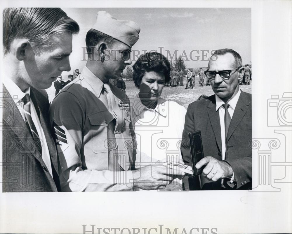 1967 Press Photo Sgt James Dennis Quick Punta Gorda - RSL68857 - Historic Images