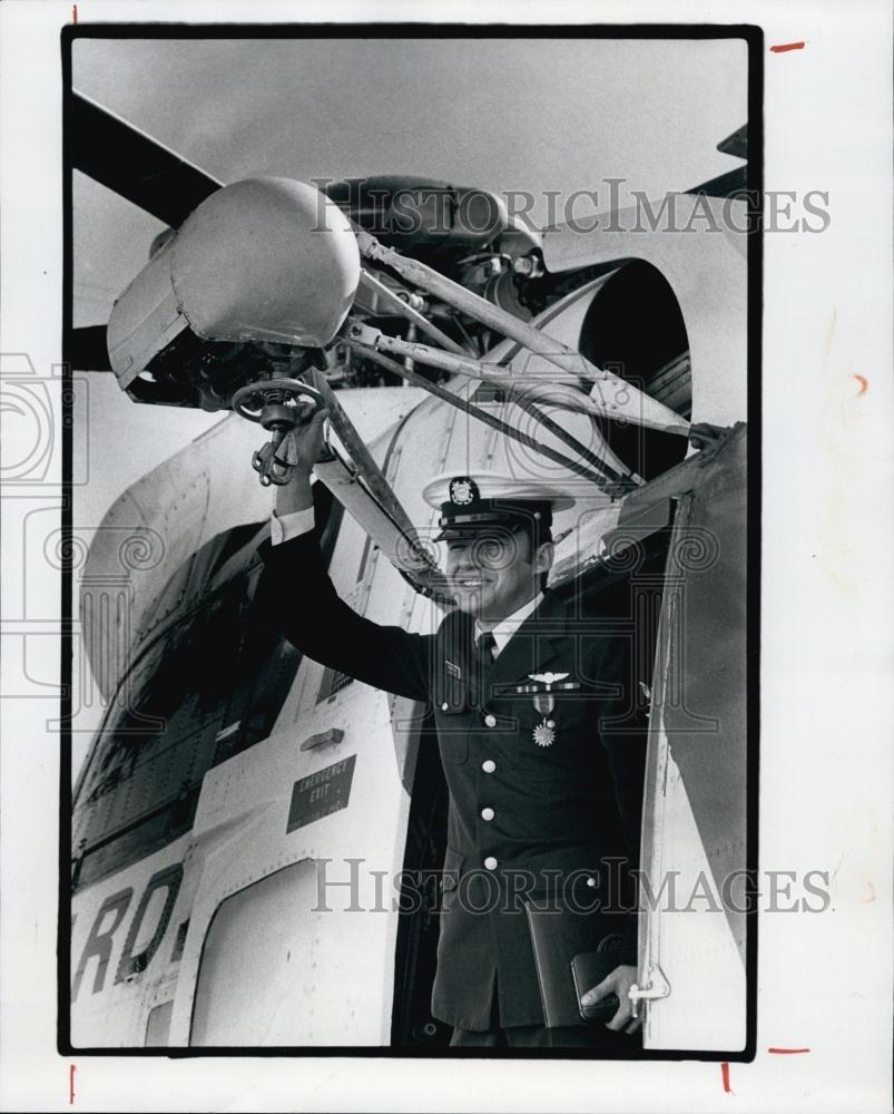 1976 Press Photo Bill Cavanaugh, Coast Guard Reservist - RSL62681 - Historic Images