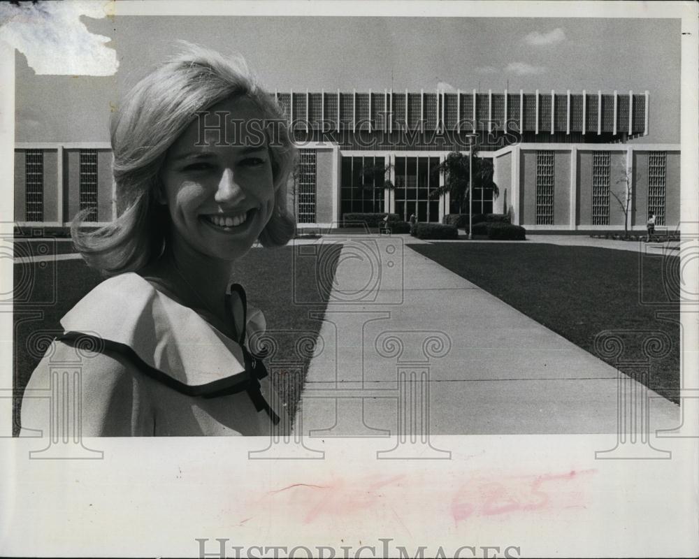 1964 Press Photo Gail Reeves, Miss Clearwater 1964 - RSL96759 ...