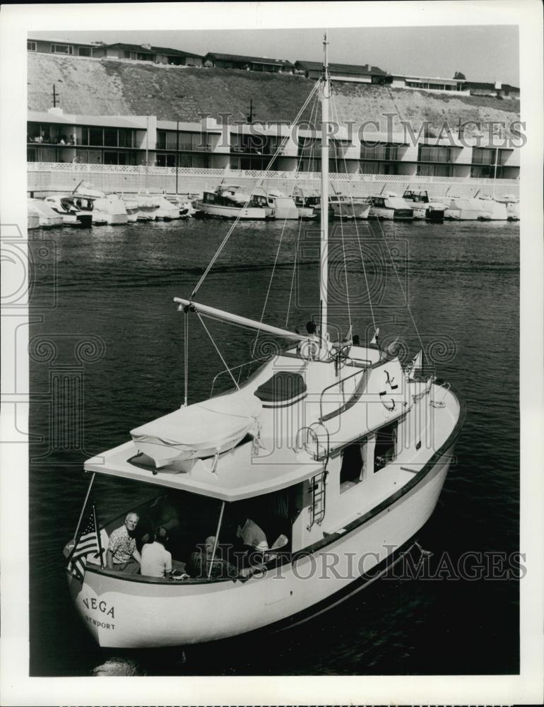 Press Photo Fiberglas-hull Vega 36 - RSL63207 - Historic Images