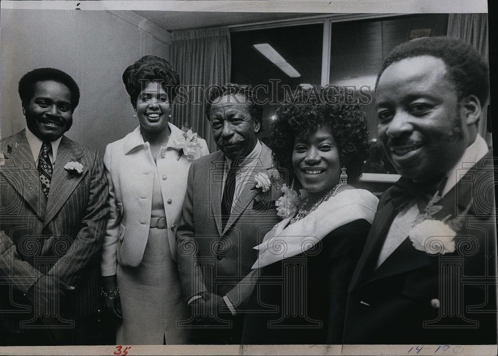 1972 Press Photo Bryant, Johnson, Parks, Nelson, &amp; Robinson Attend NAACP Dinner - Historic Images