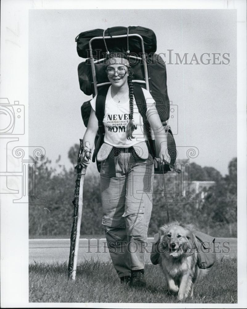 1982 Press Photo Nancy Kasper and constant companion Erda - RSL62183 - Historic Images