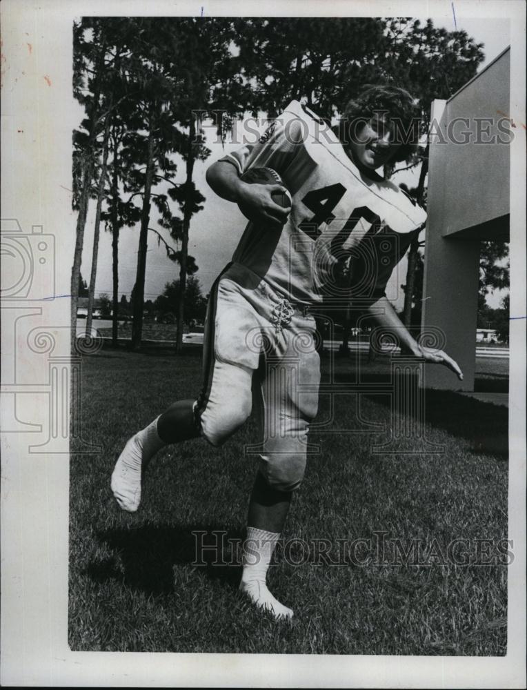 1976 Press Photo Shawn Regan, Zephyrhills High School Football Player - Historic Images