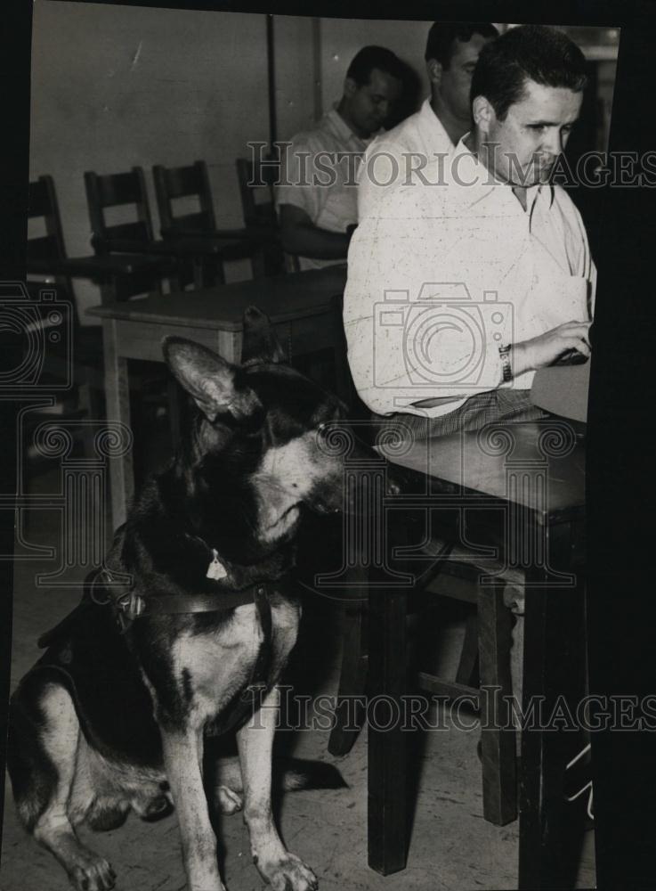 1955 Press Photo Bill Barney Blind worked on a electric typewriter with his dog - Historic Images