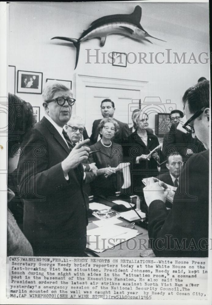 1965 Press Photo Press Sec George Reedy for Pres Johnson - RSL04213 - Historic Images