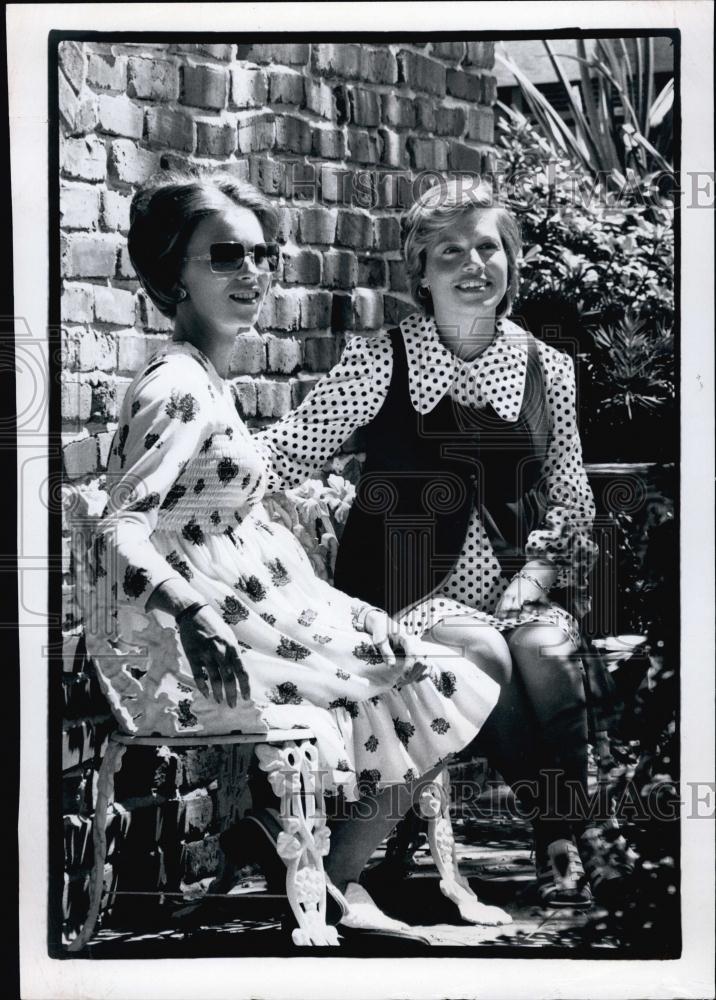 1974 Press Photo Maternity knit Fashions jersey knit dress sleeveless coat - Historic Images