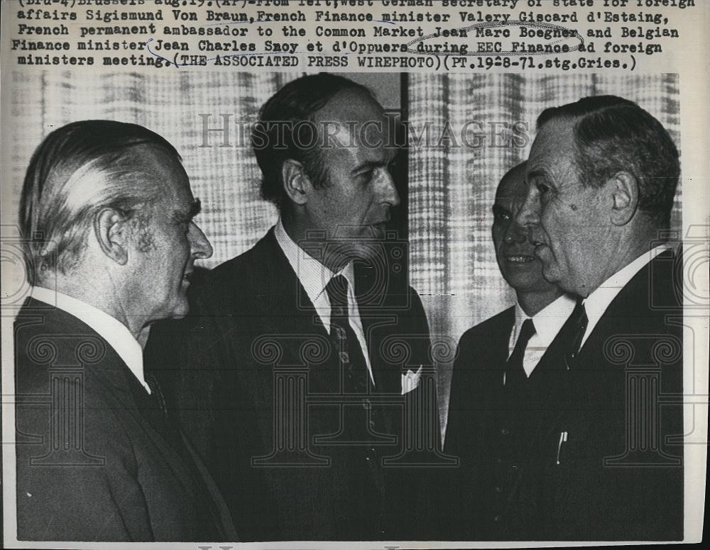 1971 Press Photo Sigismund Von Braun, Valery Giscard d&#39;Estaing, Jean Marc Boegn - Historic Images