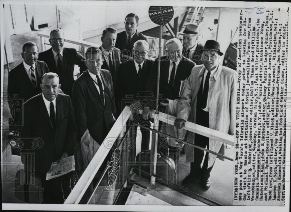 1962 Press Photo American Newsmen are Off to Russia - RSL06945 - Historic Images