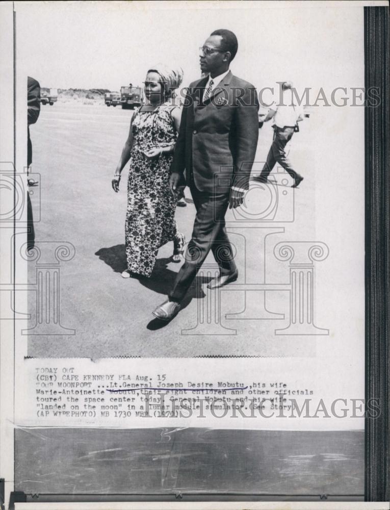 1970 Press Photo Lieutenant General Joseph Desire Mobuto & Wife In Florida - Historic Images