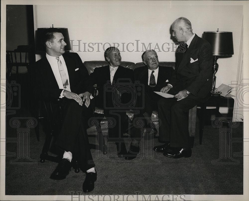 1953 Press Photo Donald K David, Dean of Harvard Graduate School of Business - Historic Images