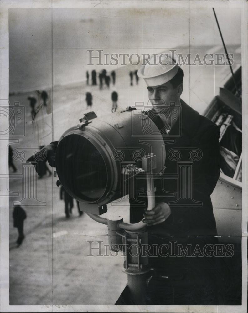 1960 Press Photo Ronald Santoucci on the USS Wasp aircraft carrier - RSL77965 - Historic Images