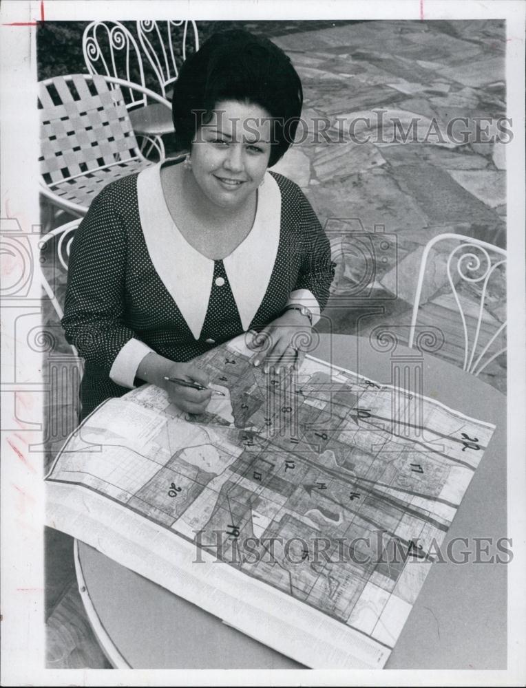 1969 Press Photo Kay Cappelli at Little League Headquarters - RSL62857 - Historic Images