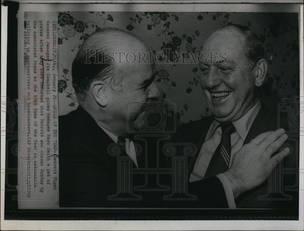 1969 Press Photo Detroit Tiger GM Jim Campbell &amp; mgr Mayo Smith - RSL95501 - Historic Images