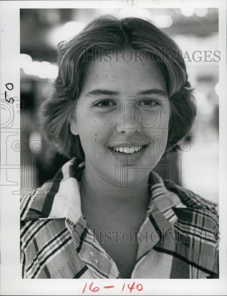 1977 Press Photo Kim Campnell 14 Mall - RSL63403 - Historic Images