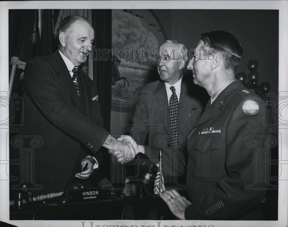 1949 Press Photo Carl Vinson, Rep, George J Bates, Gen Mark W Clark - Historic Images