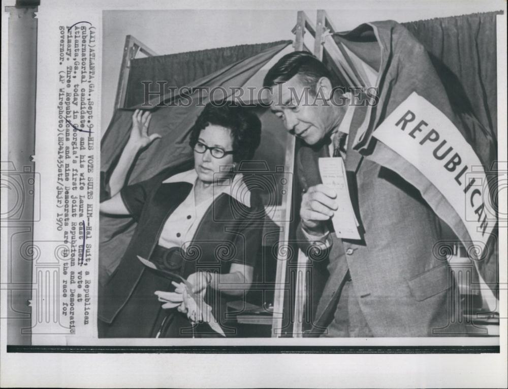 1970 Press Photo Hal Suit Republican Gubernational Candidate - RSL66711 - Historic Images