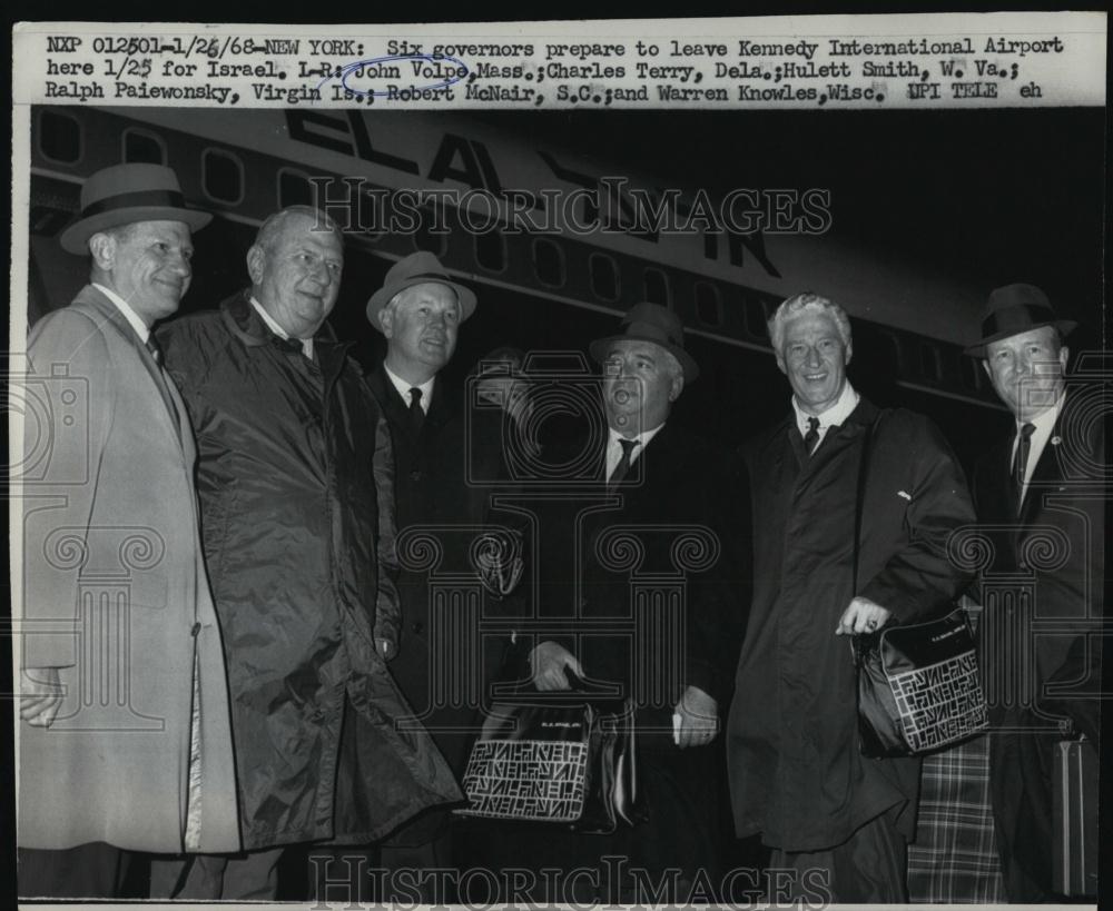 1968 Press Photo Six Governor&#39;s at Airport John Volpe, Charles Terry, Hulett Smi - Historic Images