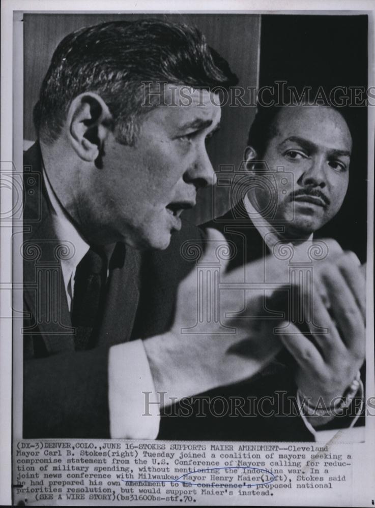 1970 Press Photo Milwaukee Henry Maier Mayor Carl B Stokes - RSL83695 - Historic Images