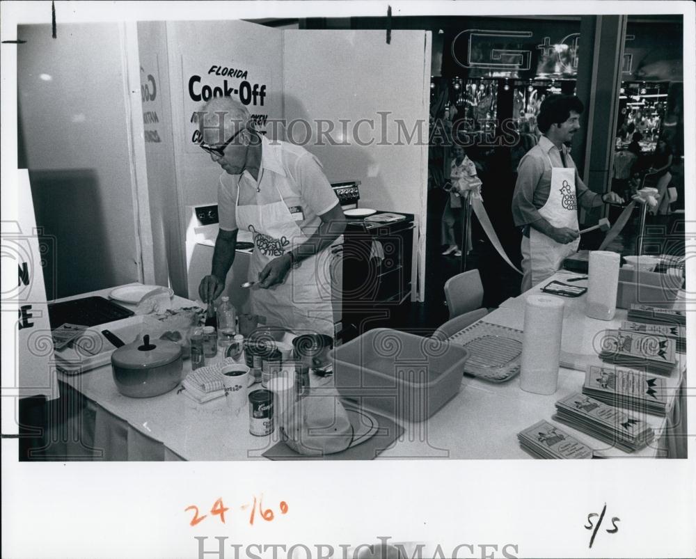 1978 Press Photo Lawrence Miles, Florida Cook-Off Contest - RSL69757 - Historic Images